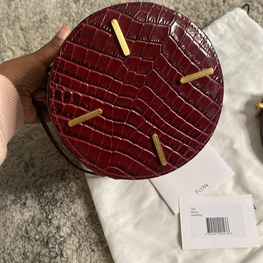 Bucket crossbody bag - Picture 5 of 5